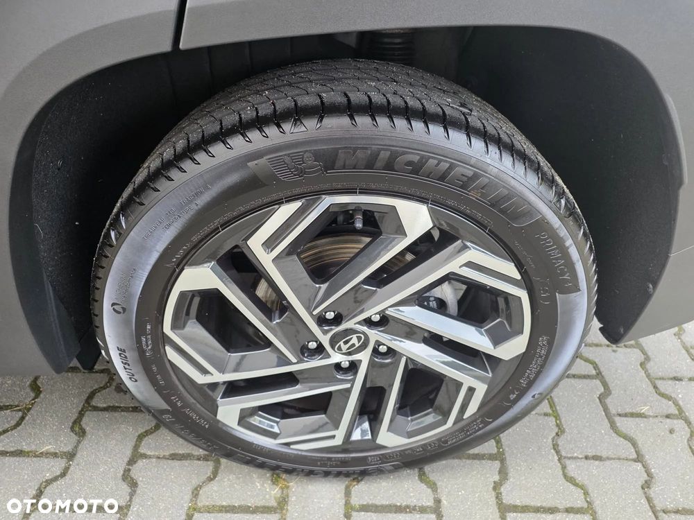Hyundai Tucson - 11