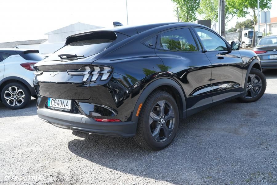 Ford Mustang Mach-E 75.7 kWh Base - 6