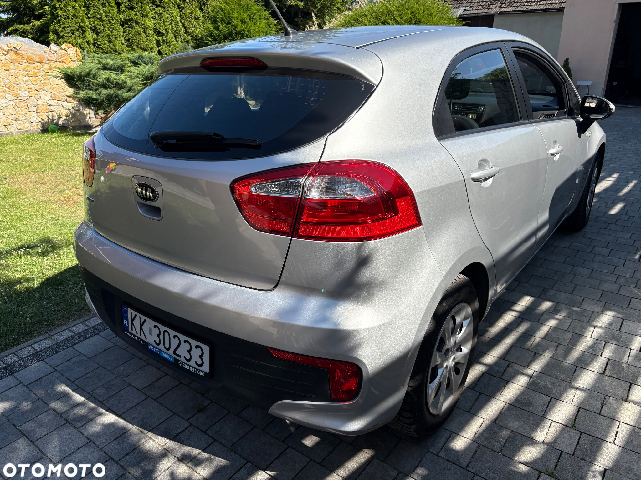 Kia Rio - 2