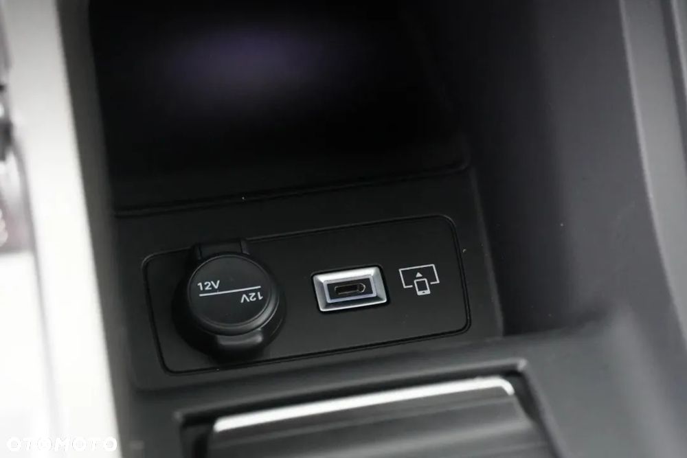 Peugeot 308 1.2 mHEV GT S&S e-DCS6 - 26