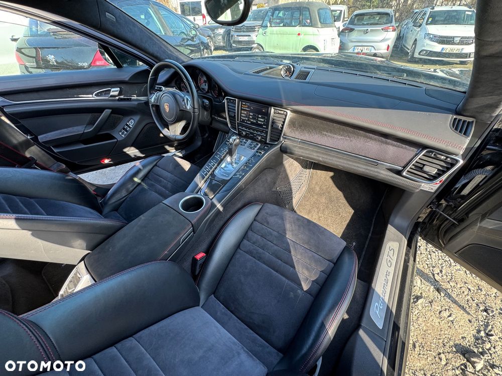 Porsche Panamera GTS - 6