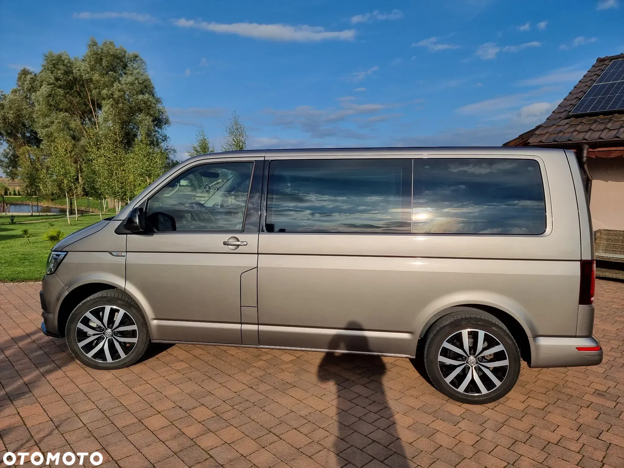 Volkswagen Multivan BiTDI L1 LIFE 4Motion - 10
