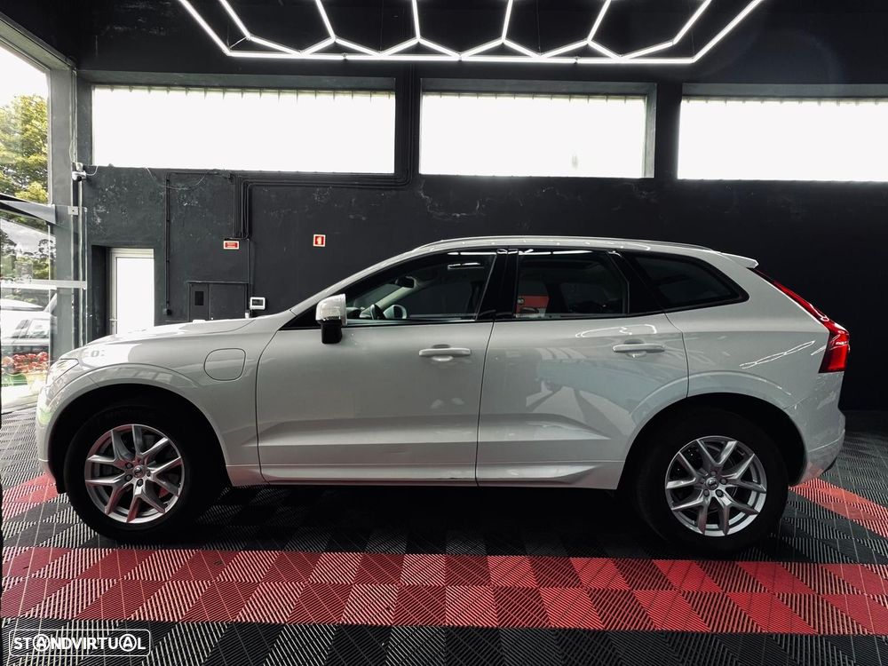 Volvo XC 60 2.0 T8 PHEV Momentum Plus AWD - 18
