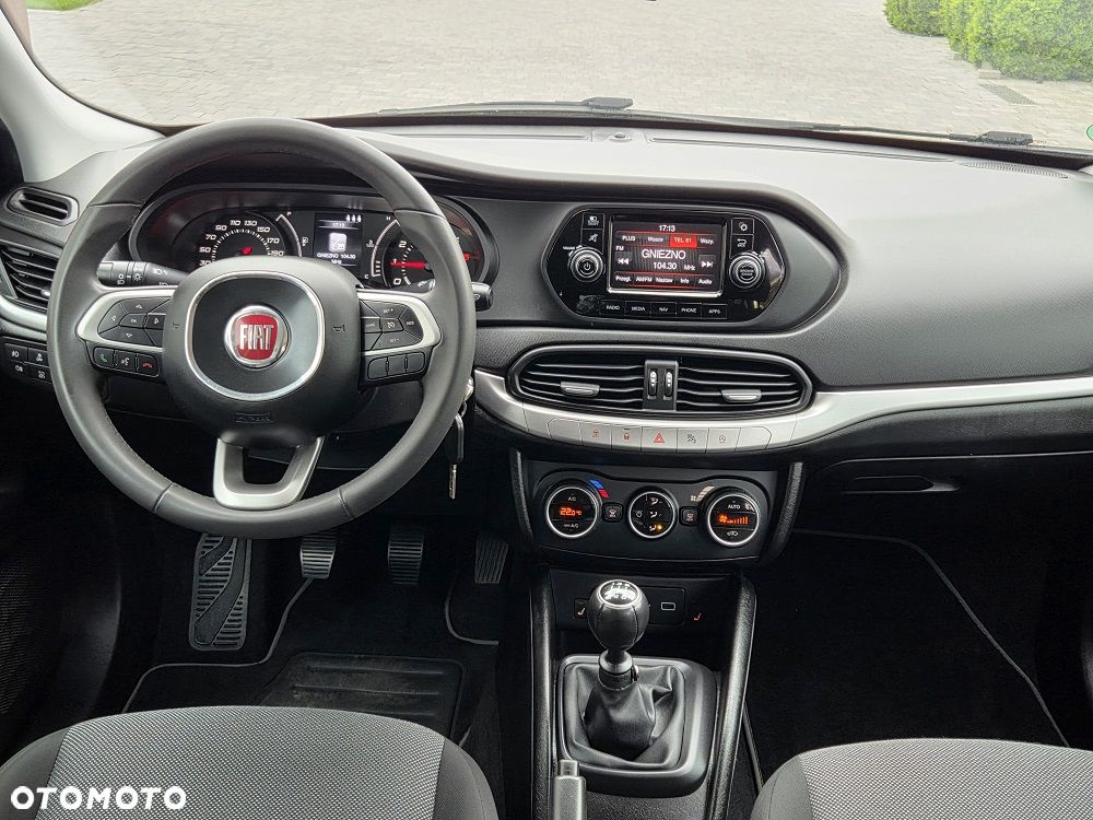 Fiat Tipo 1.4 16v Lounge EU6d - 12