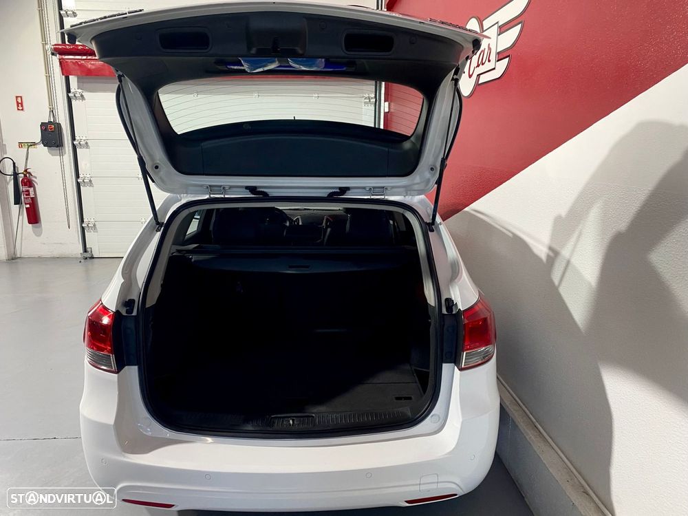 Chevrolet Cruze SW 1.7 VCDi LTZ - 49