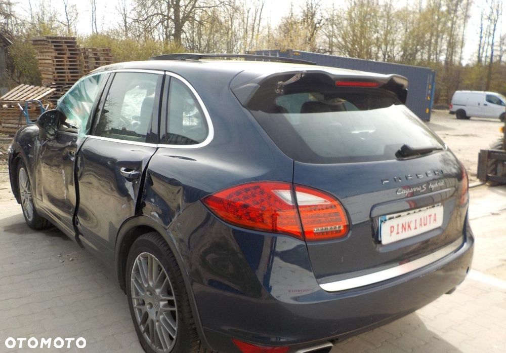 Porsche Cayenne - 11