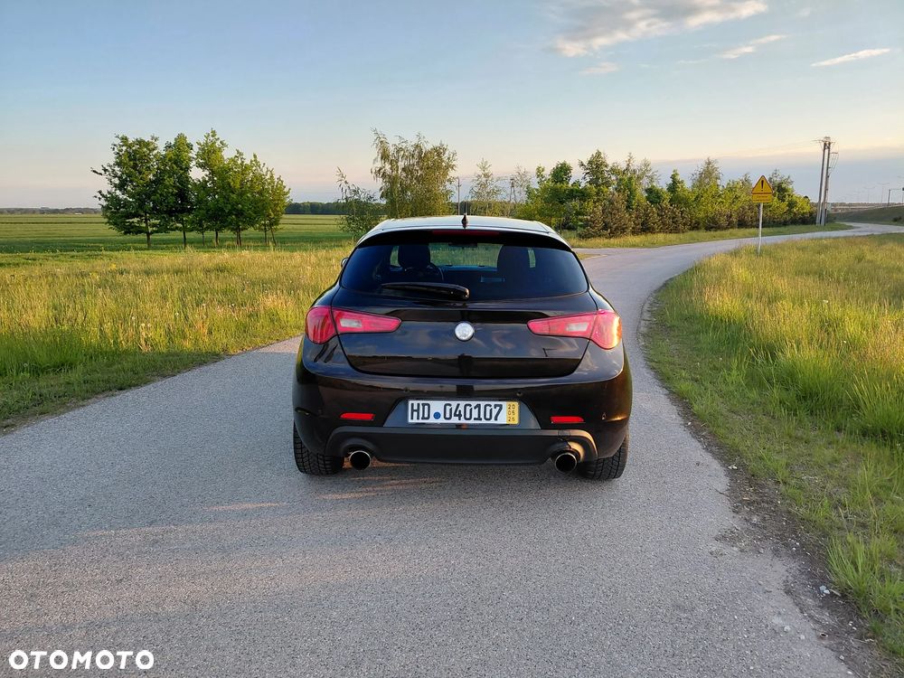 Alfa Romeo Giulietta 1.4 TB 16V Turismo - 29