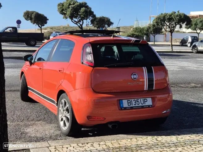 Fiat Punto 1.3 M-Jet Lounge S&S - 8