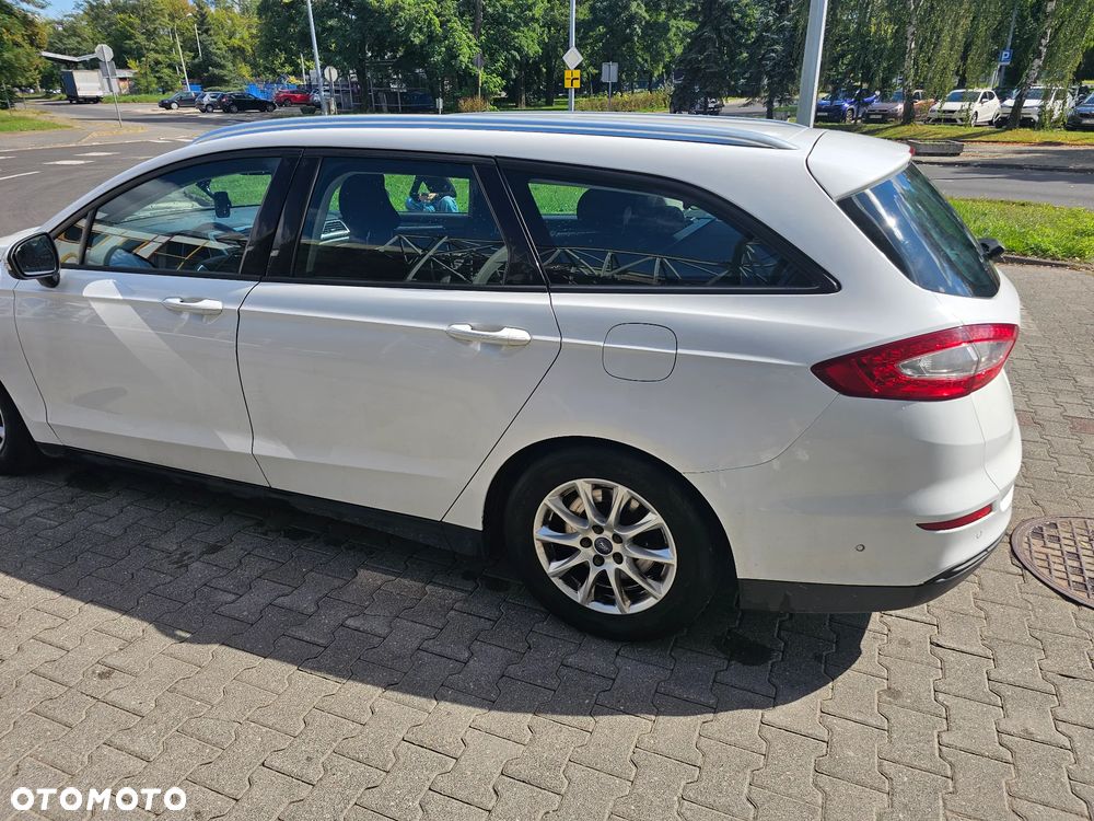 Ford Mondeo 2.0 TDCi Start-Stopp Business Edition - 4