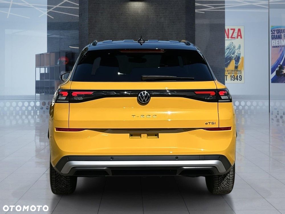 Volkswagen T-Roc - 10