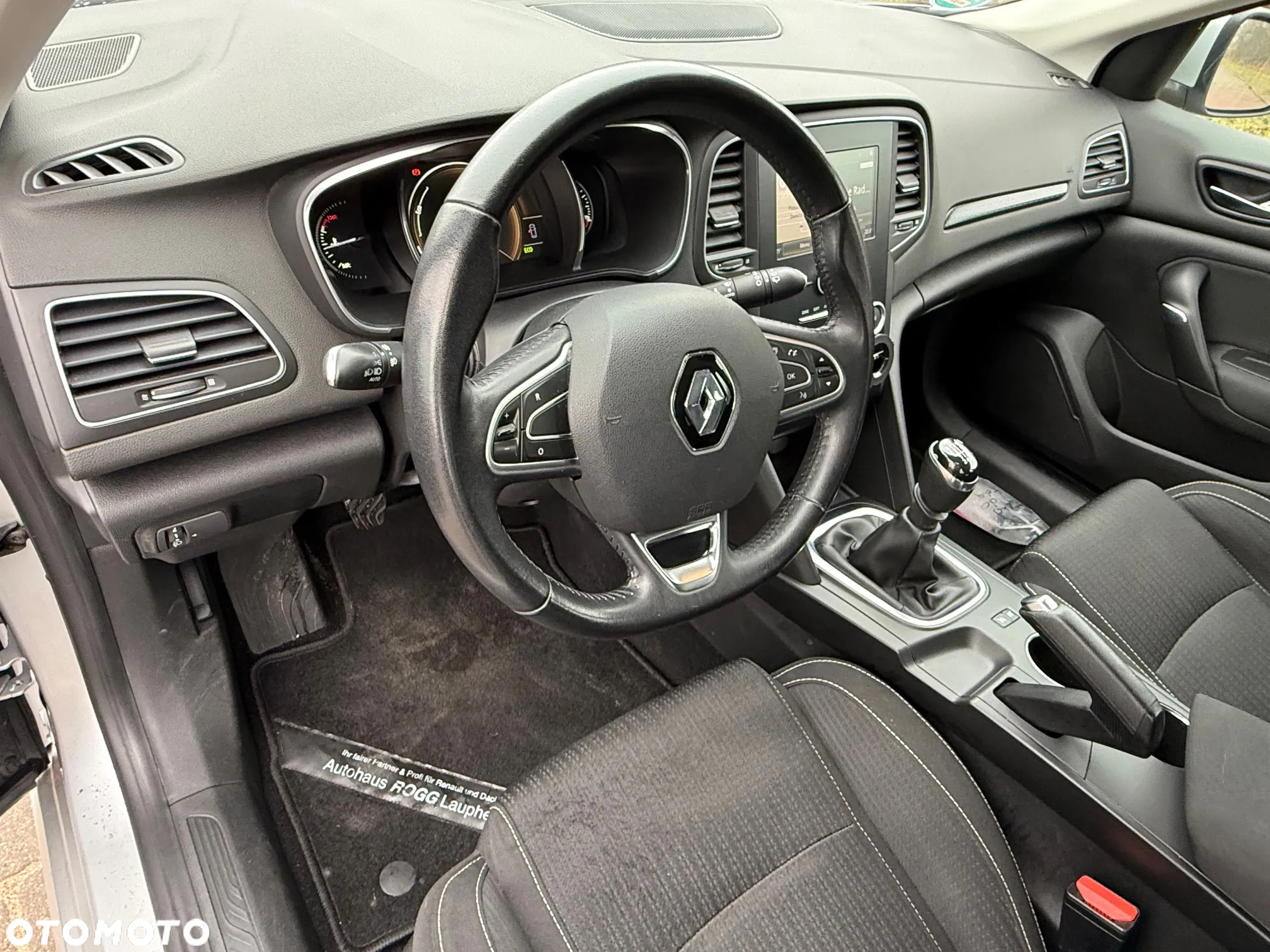 Renault Megane Grandtour ENERGY TCe 100 EXPERIENCE - 12