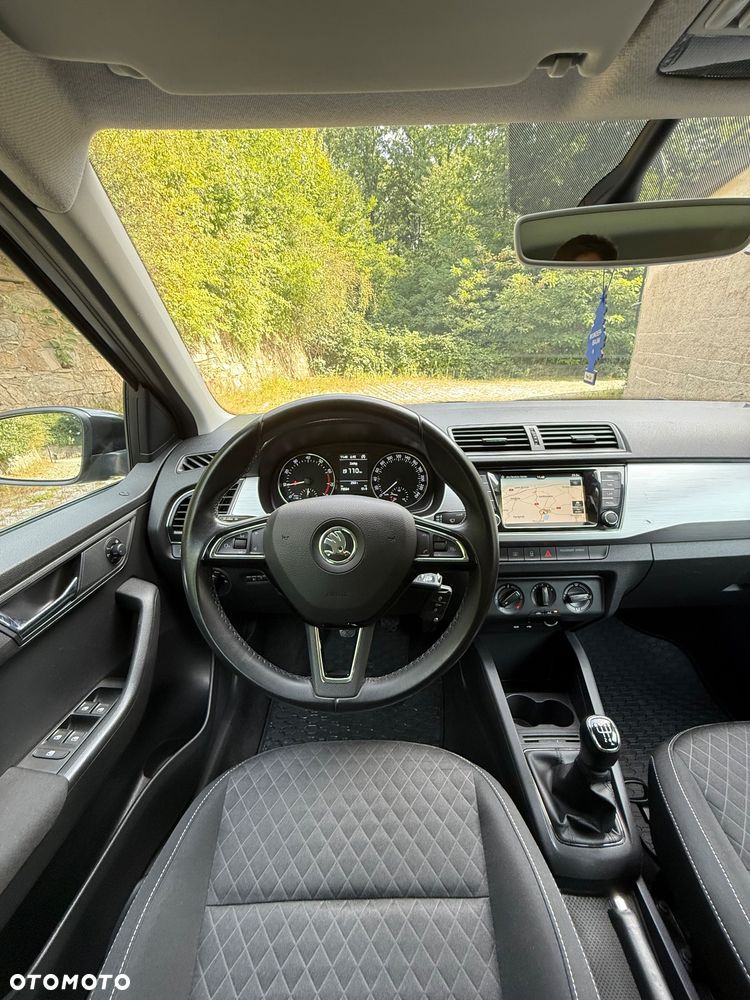 Skoda Fabia 1.2 TSI Drive - 24