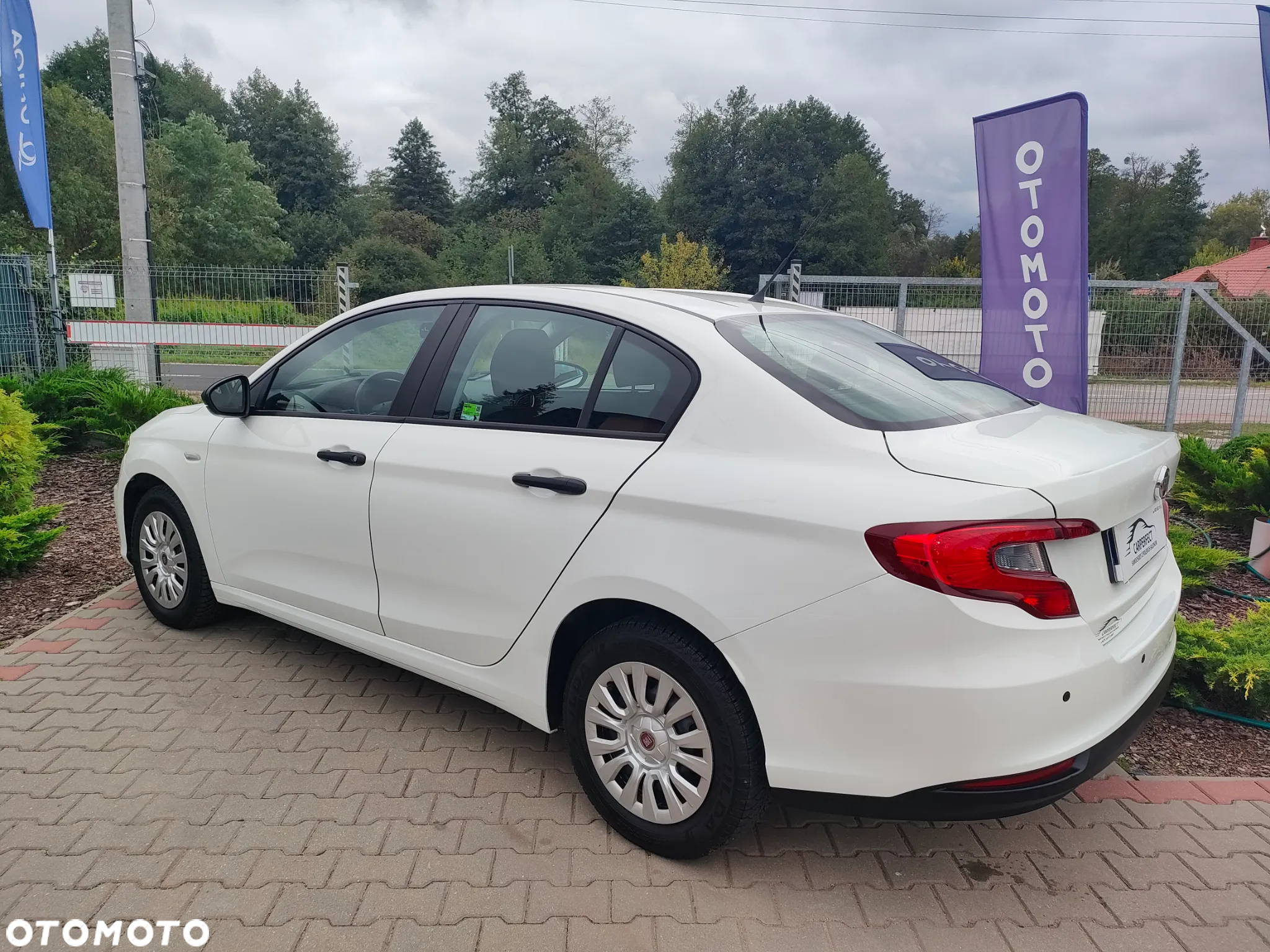Fiat Tipo 1.4 16v Easy - 12