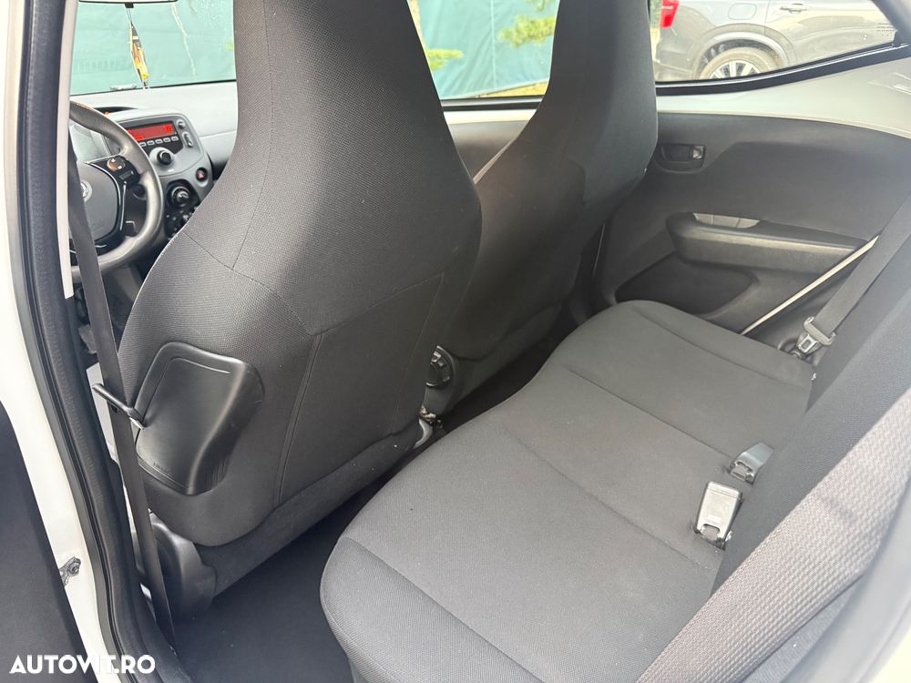 Toyota Aygo 1.0 VVY-I 5 usi X - 11