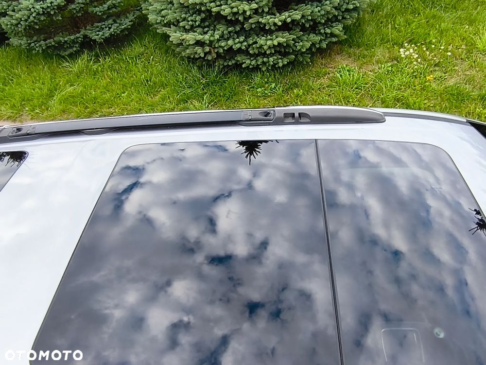 Chrysler Pacifica - 13