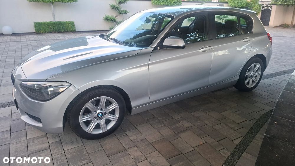 BMW Seria 1 116d DPF - 4