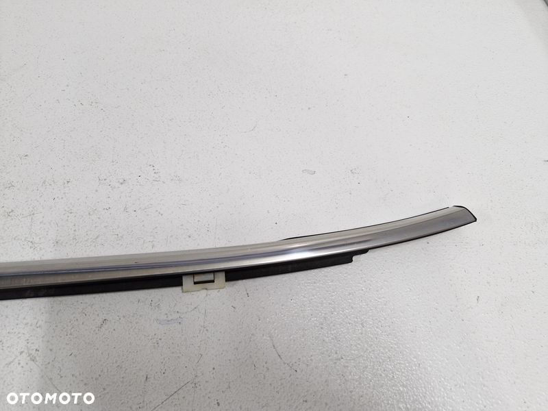 HYUNDAI TUCSON 3 III LISTWA ZGARNIAJĄCA DRZWI LEWY TYŁ LEWA TYLNA CHROM - 2