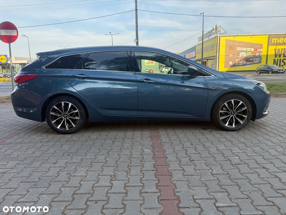 Hyundai i40 Kombi blue 1.7 CRDi DCT Premium - 9