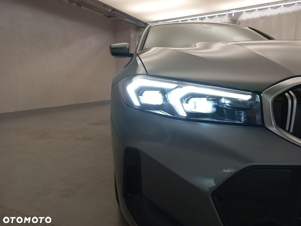 BMW Seria 3 318i M Sport - 21