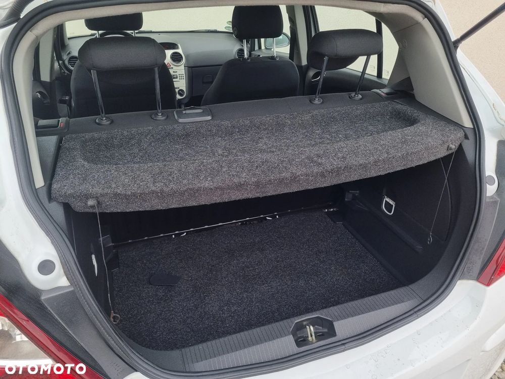 Opel Corsa 1.2 16V Enjoy - 12