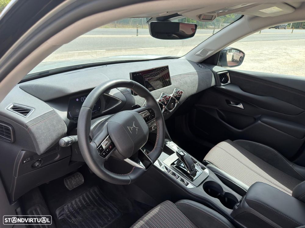 DS DS3 PureTech 130 Aut. PERFORMANCE LINE + - 19