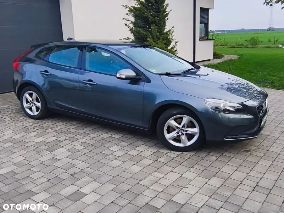 Volvo V40 T2 - 3