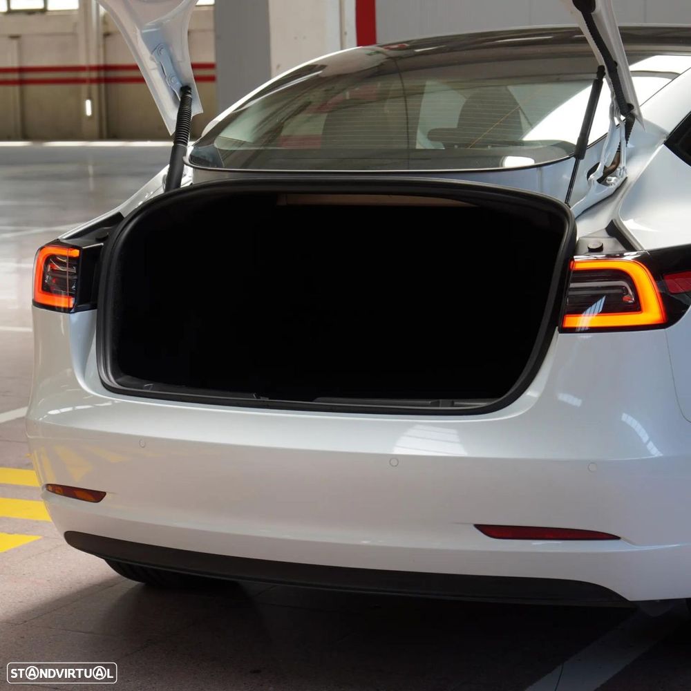 Tesla Model 3 Long Range AWD Dual Motor Performance - 41