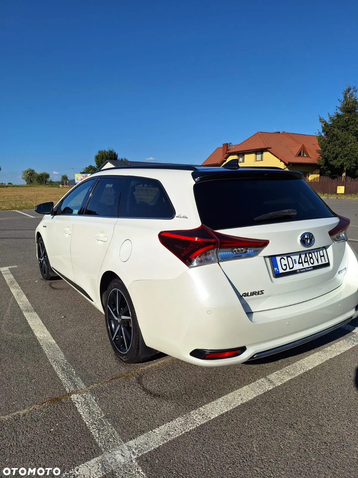 Toyota Auris Hybrid 135 Selection - 13