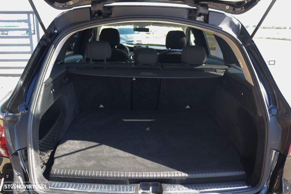 Mercedes-Benz GLC 300 e 4Matic - 38