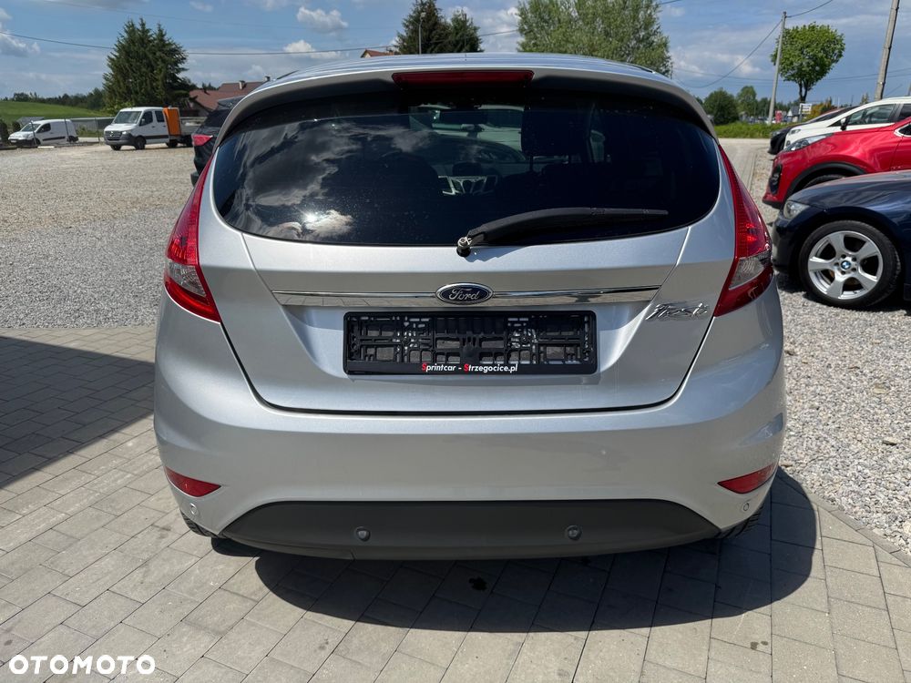 Ford Fiesta 1.4 Titanium - 12