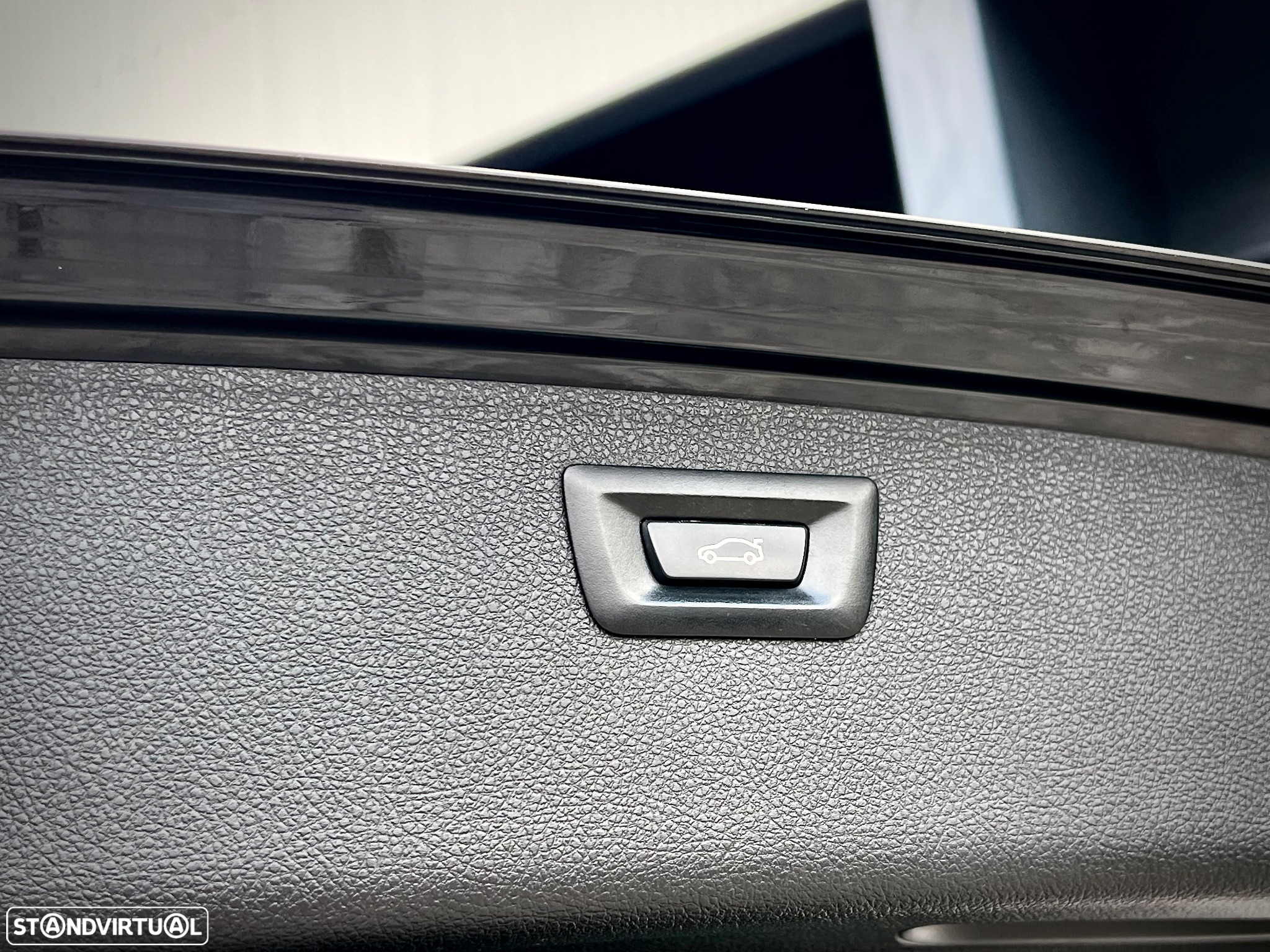 BMW 318 d Touring Line Sport Auto - 11