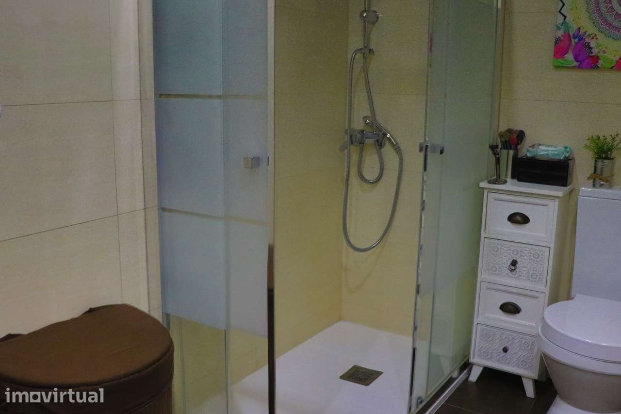 Apartamento T3 com 146m² – Localização Privilegiada em Rio Tinto - Grande imagem: 2/27