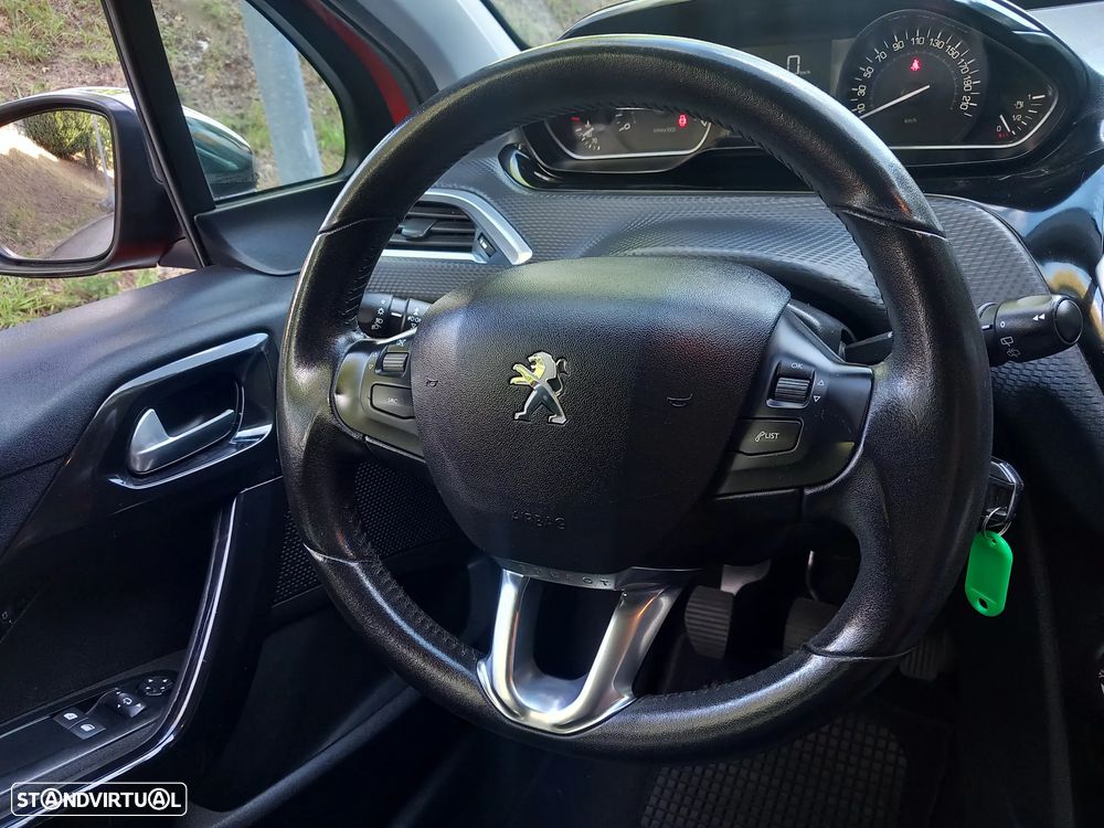 Peugeot 208 PureTech 82 Start & Stop Style - 12