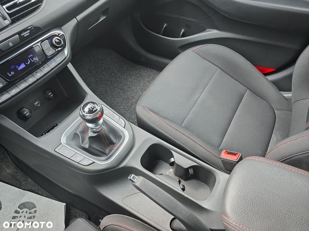 Hyundai i30 1.5 T-GDI 48V Comfort - 17