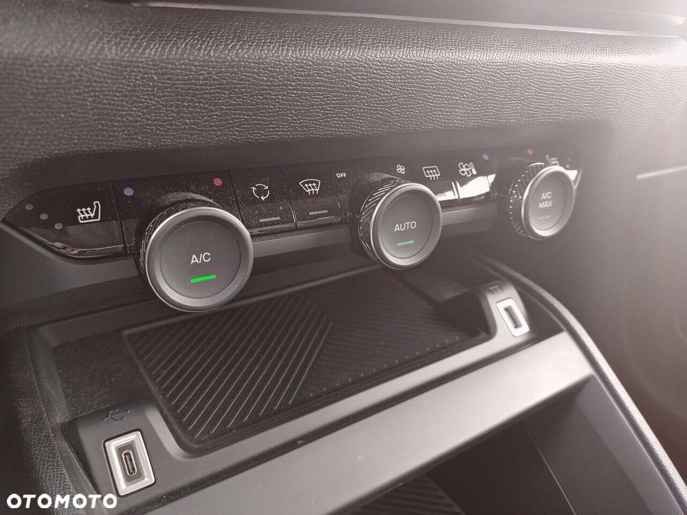 Citroën C4X 1.2 PureTech Max S&S EAT8 - 15