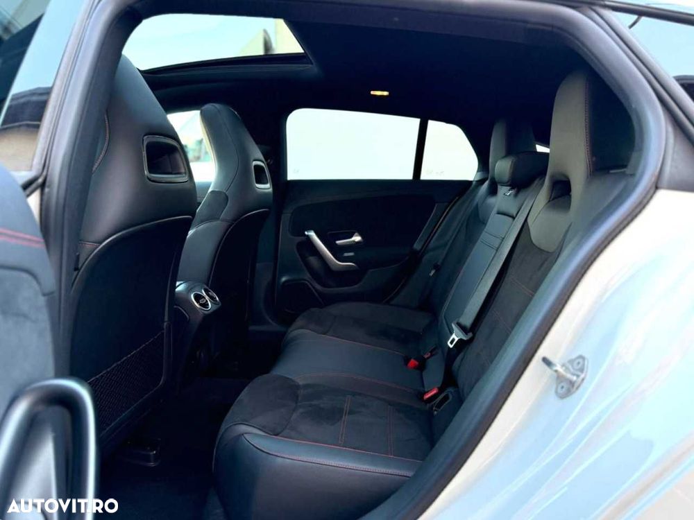 Mercedes-Benz CLA 180 - 18