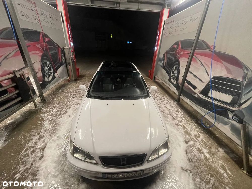 Honda Accord 2.0 ES - 4