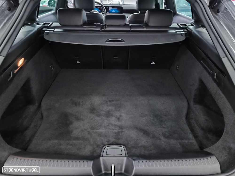 Mercedes-Benz CLA 250 e Shooting Brake Progressive - 22