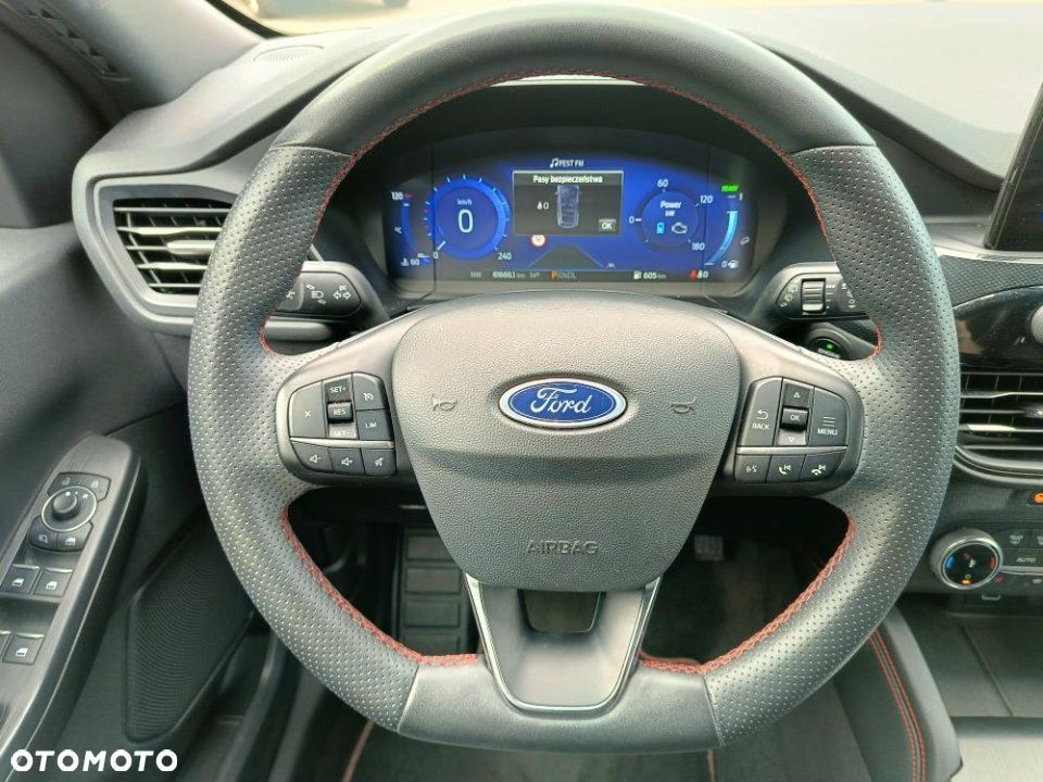 Ford Kuga - 12
