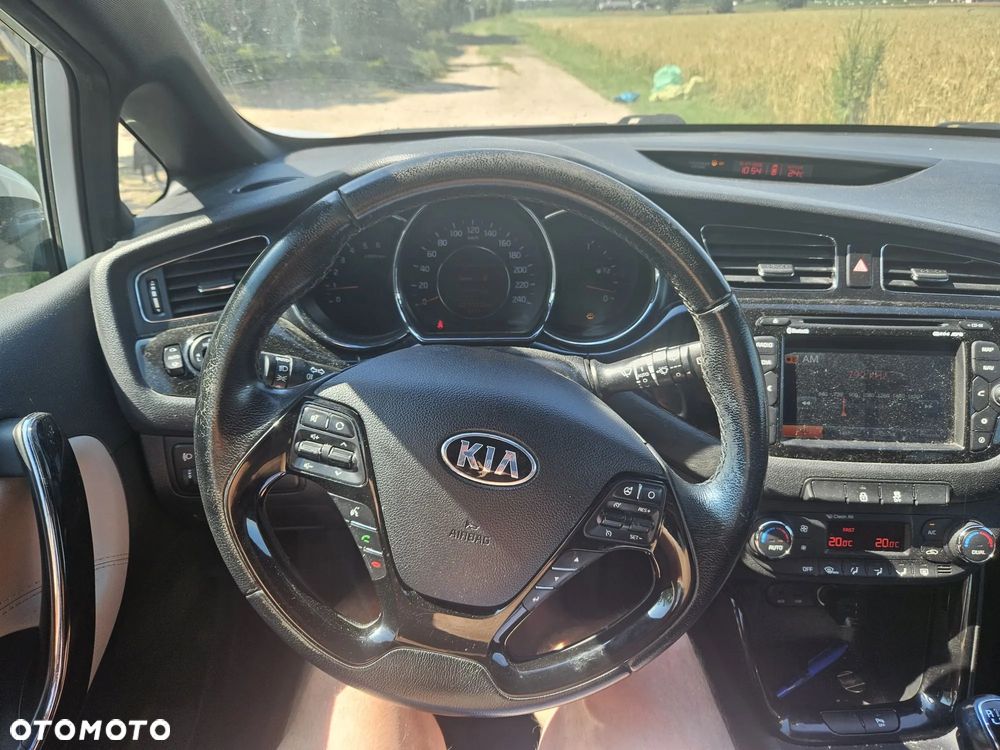 Kia Ceed - 3