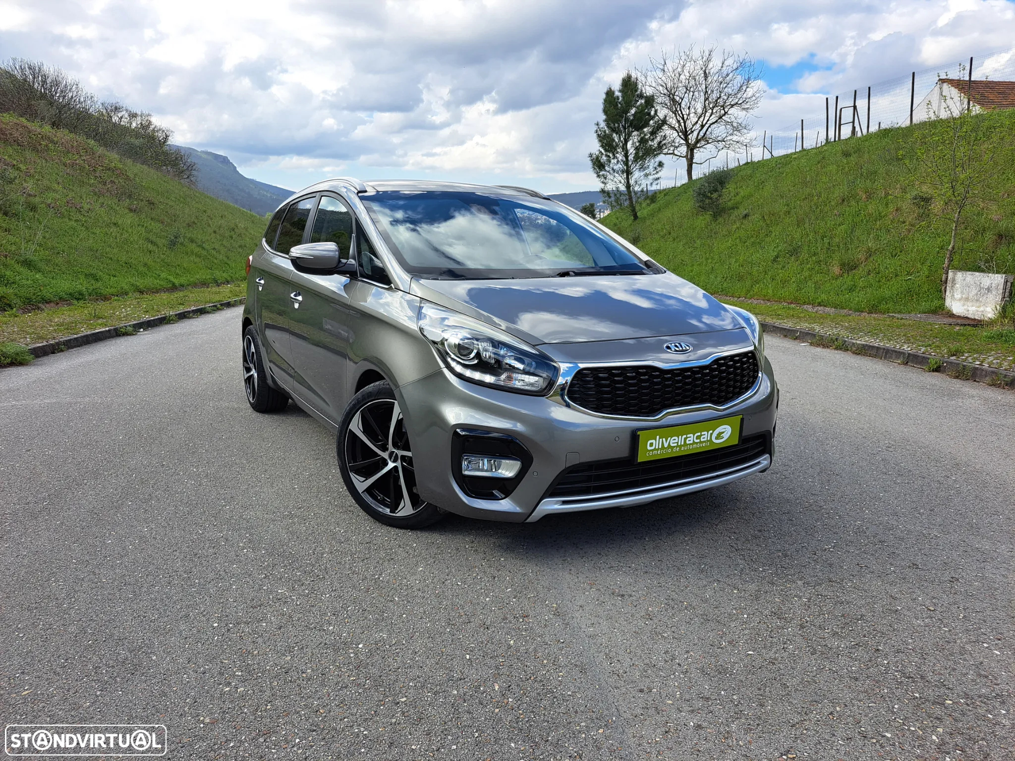 Kia Carens 1.7 CRDi ISG TX - 2