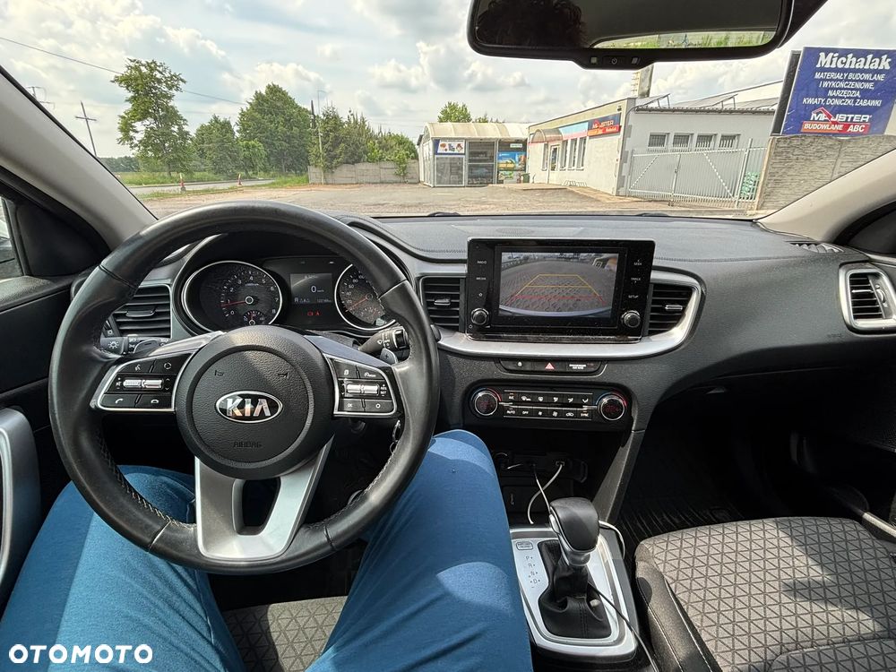 Kia Ceed 1.5 T-GDI L Business Line DCT - 10