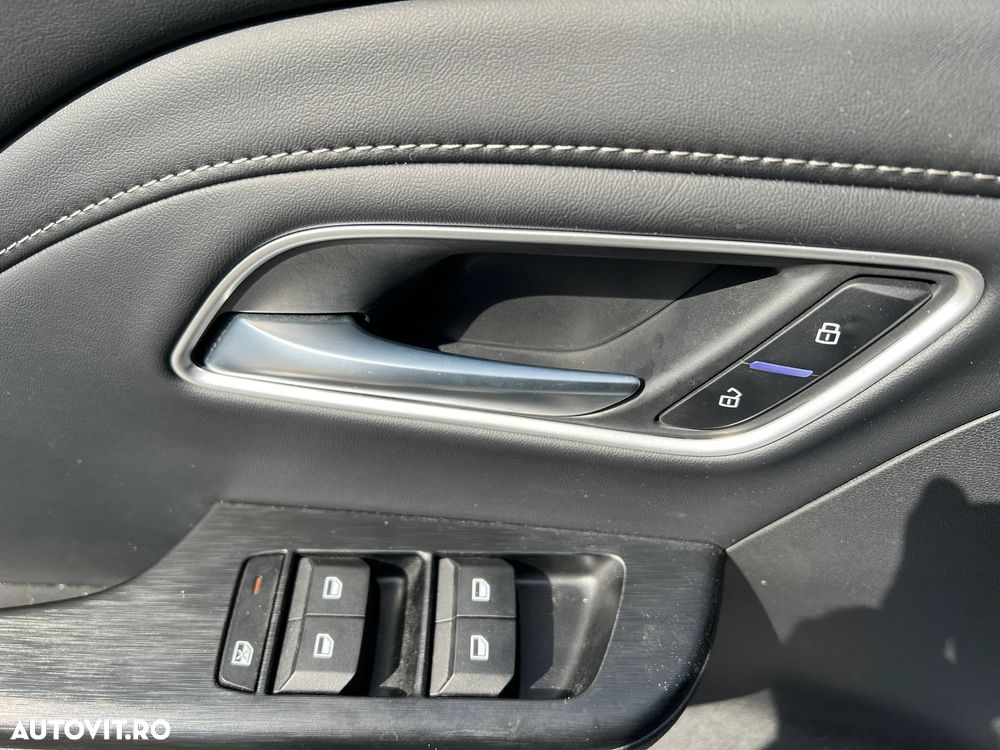 MG ZS HEV 1.5 GSI AT Exclusive - 22