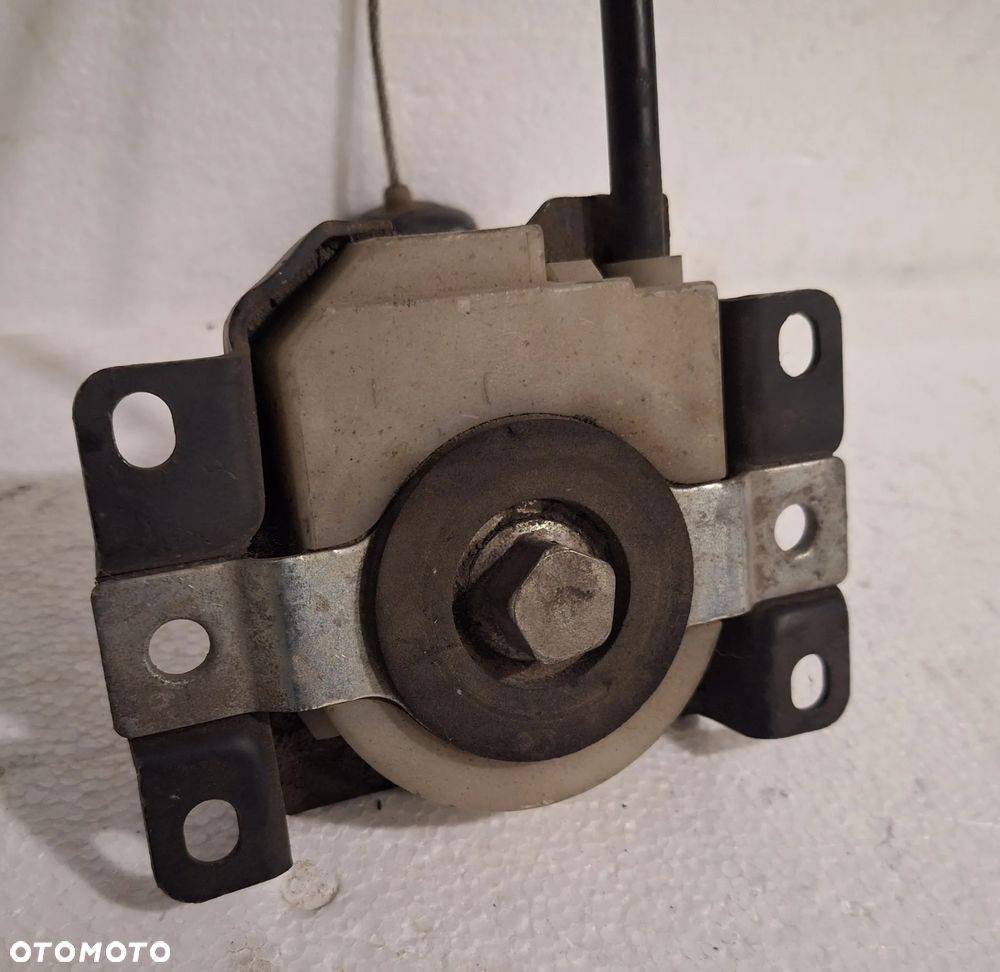WINDA MOCOWANIE KOLA ZAPASOWEGO LEXUS RX II 400 300 RX400 H - 2