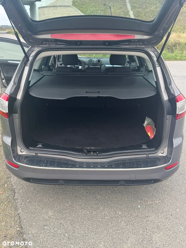 Ford Mondeo 2.0 TDCi Platinium X Plus (Titanium) - 11