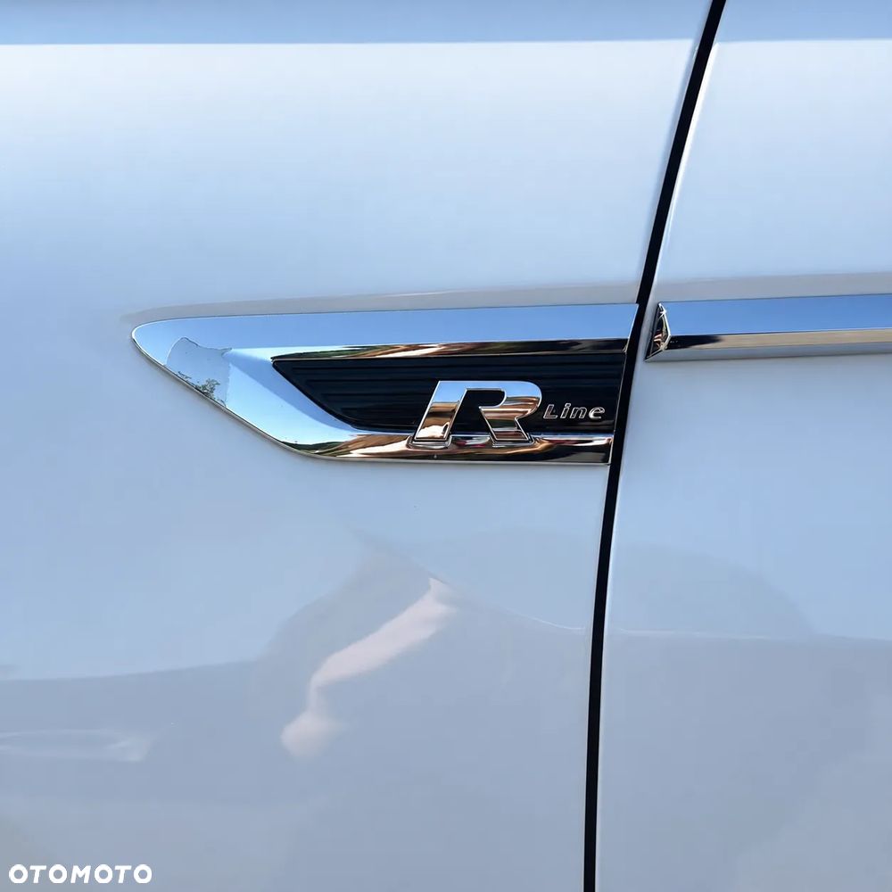 Volkswagen Tiguan - 13