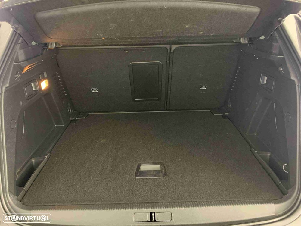 Peugeot 3008 1.5 BlueHDi Allure Pack EAT8 - 22