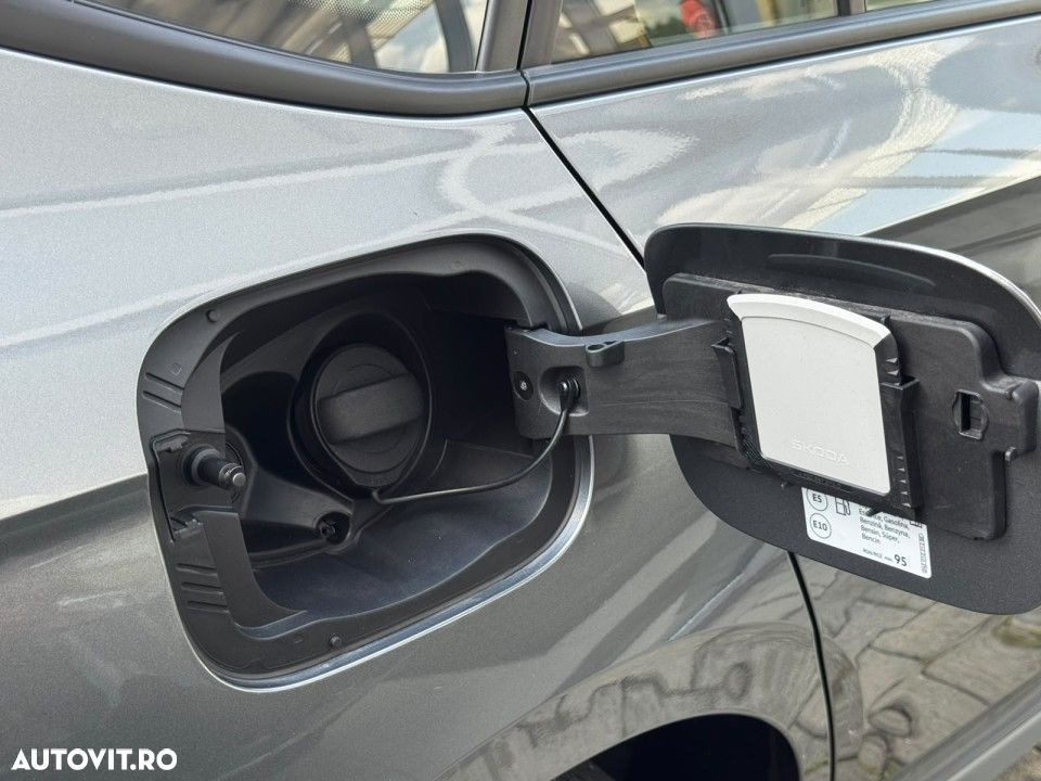 Skoda Kamiq 1.0 TSI DSG Selection - 39