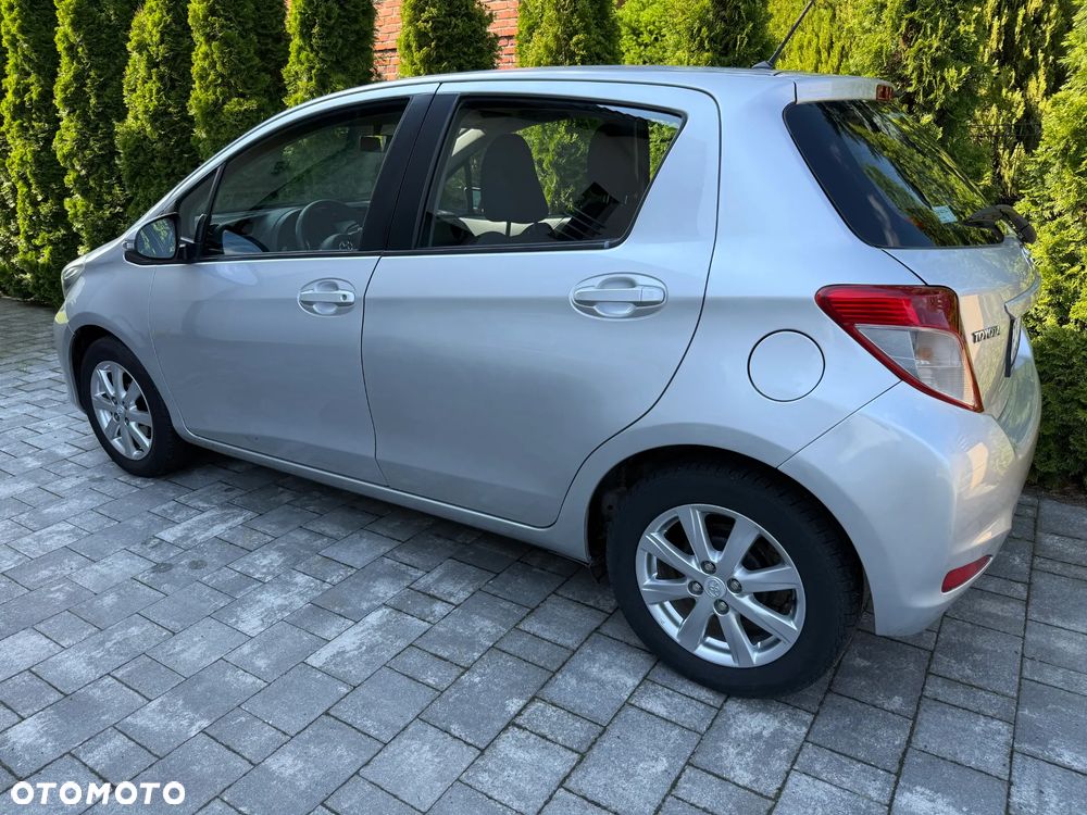 Toyota Yaris 1.0 VVT-i - 2