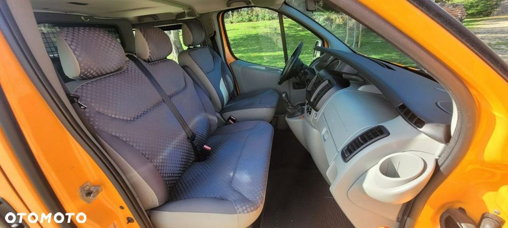 Renault Trafic - 26